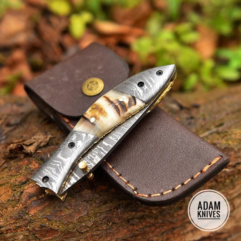 custom made handmade folding knife pocket knife with sheep horn handle