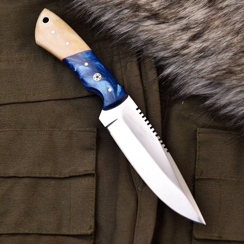 Fixed Blade D2 Steel Steel Skinner Hunting Knife With Leather Sheath ( Camel Bone & Resin Handle) Amazing Gift EDC