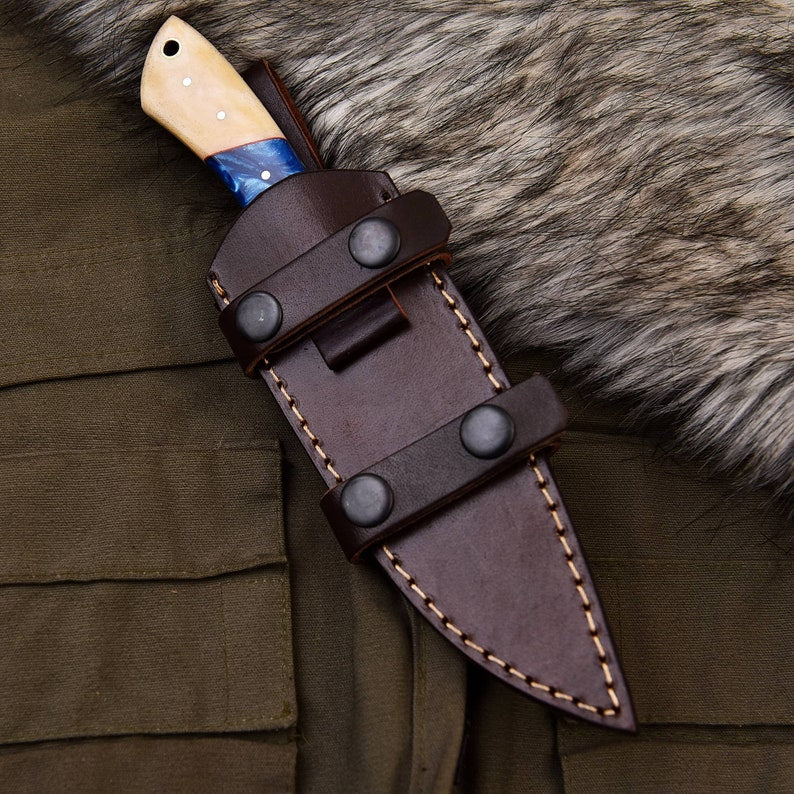 Fixed Blade D2 Steel Steel Skinner Hunting Knife With Leather Sheath ( Camel Bone & Resin Handle) Amazing Gift EDC