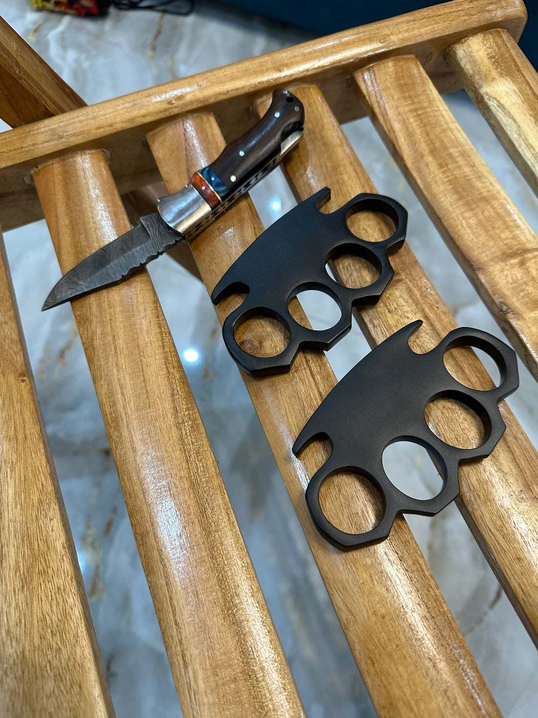 Custom handmade knuckle with pocket knife