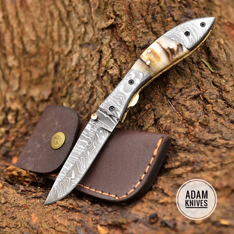 custom made handmade folding knife pocket knife with sheep horn handle