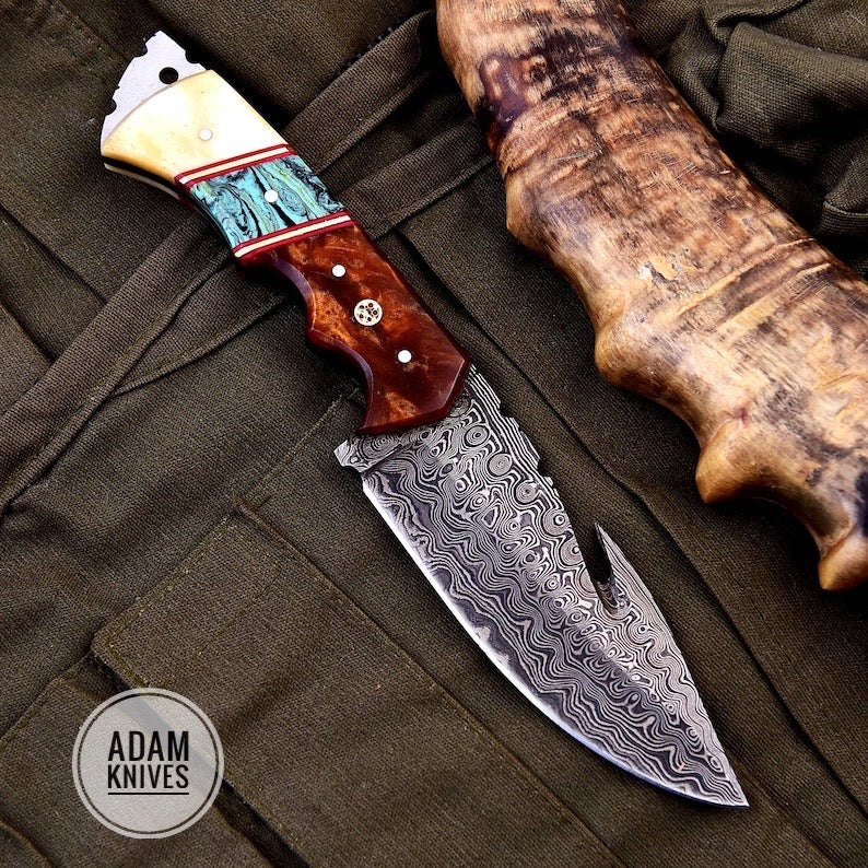 Damascus Steel Gut Hook Hunting Knife w/ Genuine Leather Sheath