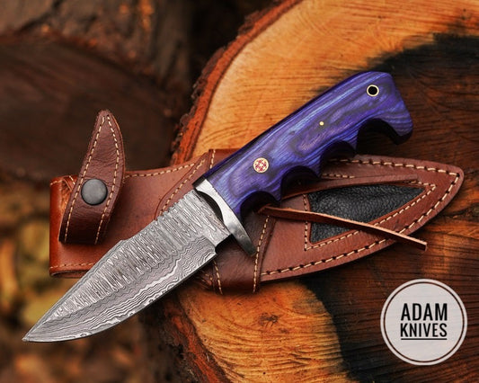 Custom handmade damascus steel beautiful hunting skinner knife