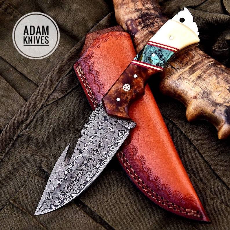 Damascus Steel Gut Hook Hunting Knife w/ Genuine Leather Sheath