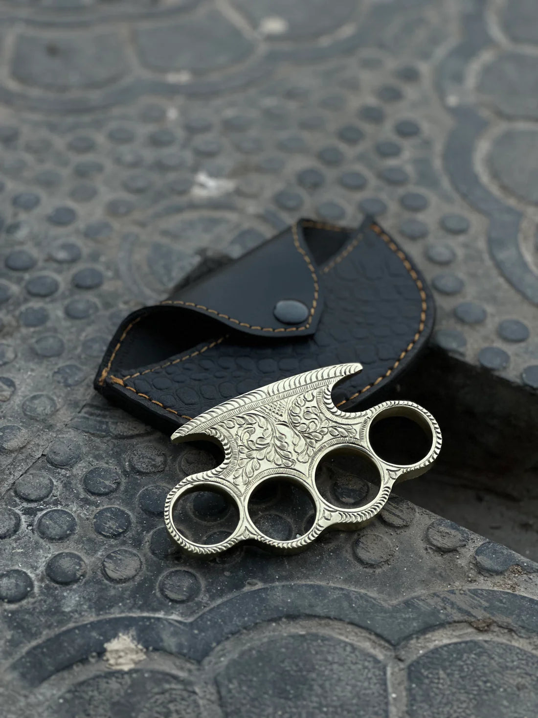 Handmade engraved brass knuckle