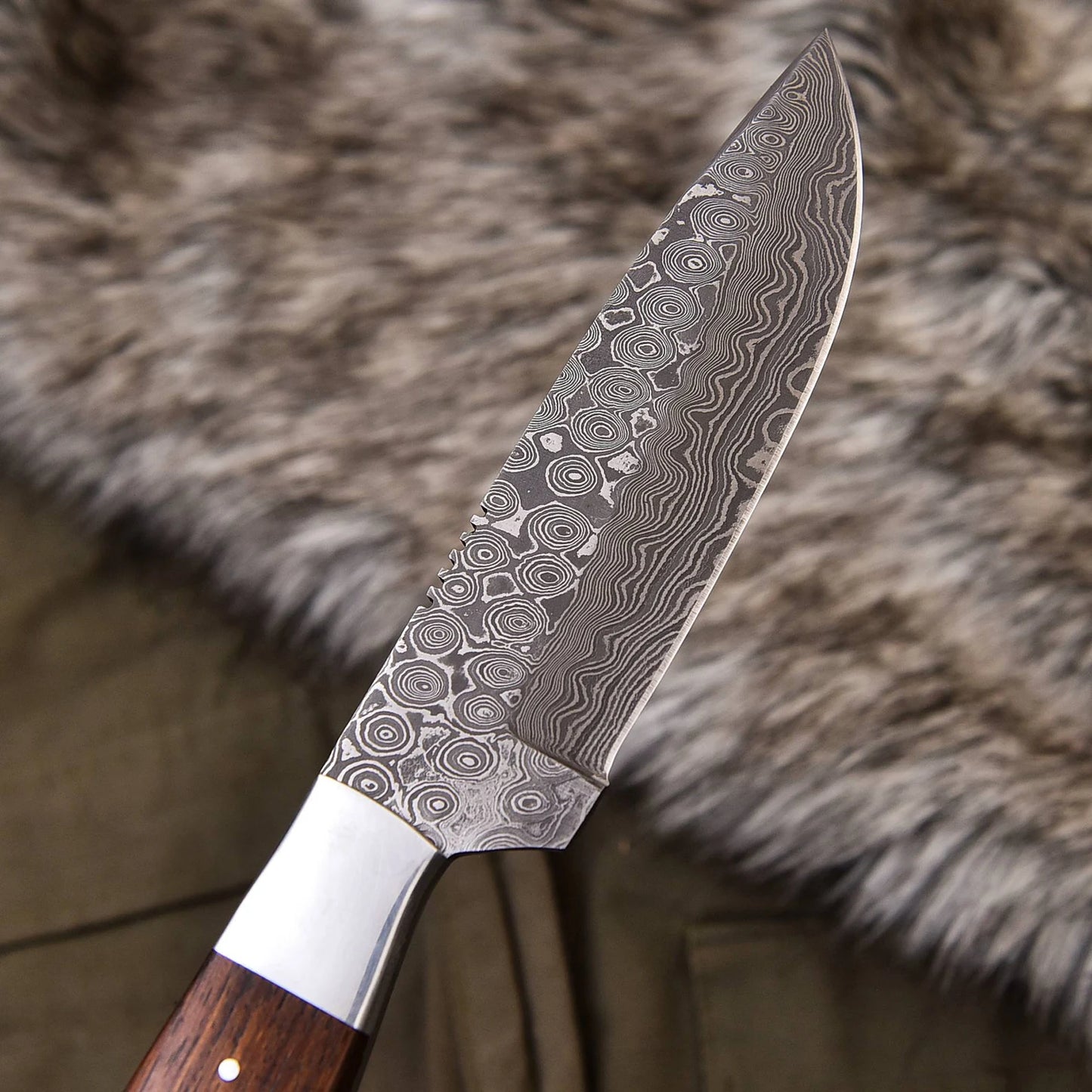 Handmade Fixed Blade Damascus Steel Hunting Skinner Knife With Leather Sheath (Exotic wood And Ram Horn Handle)