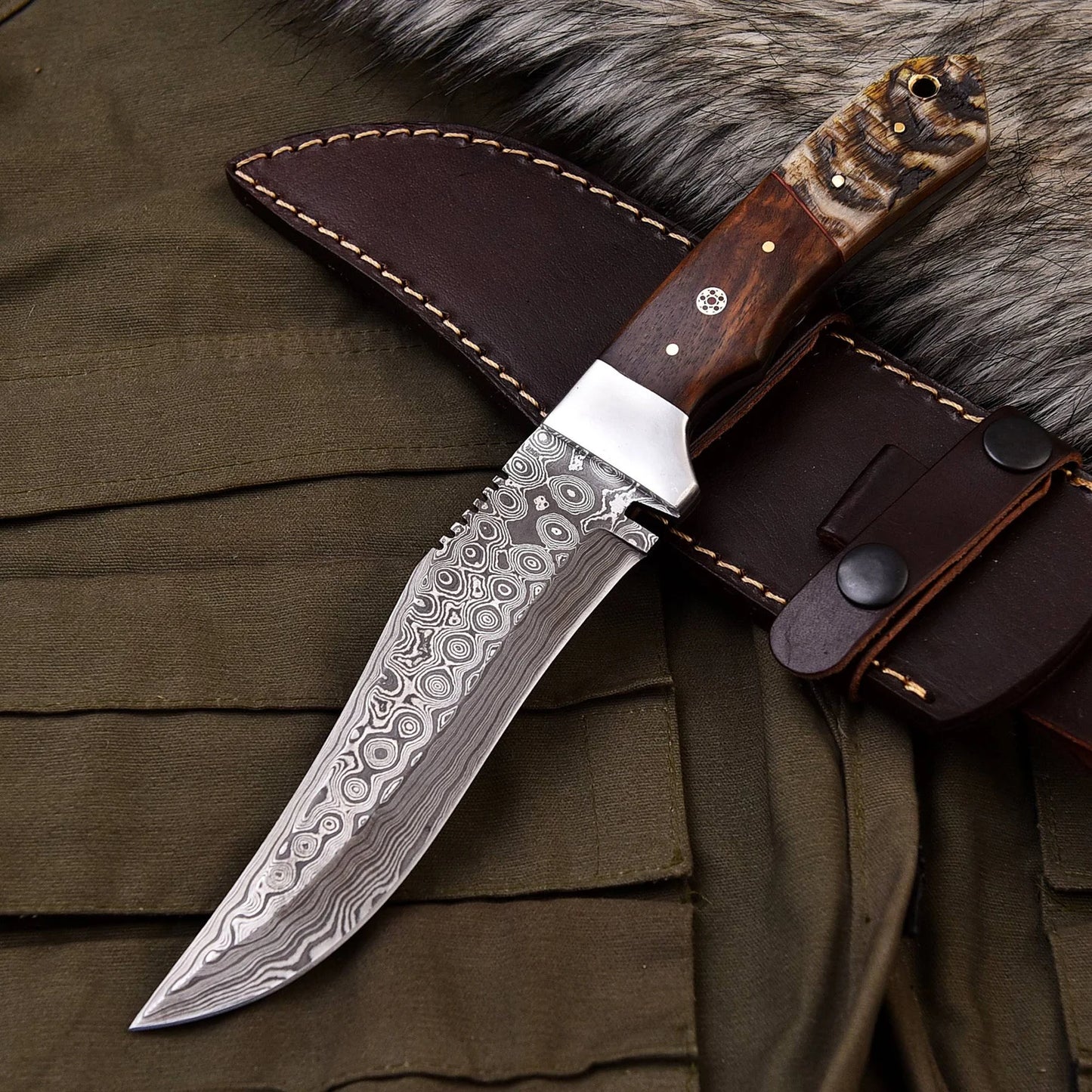 Handmade Fixed Blade Damascus Steel Hunting Skinner Knife With Leather Sheath