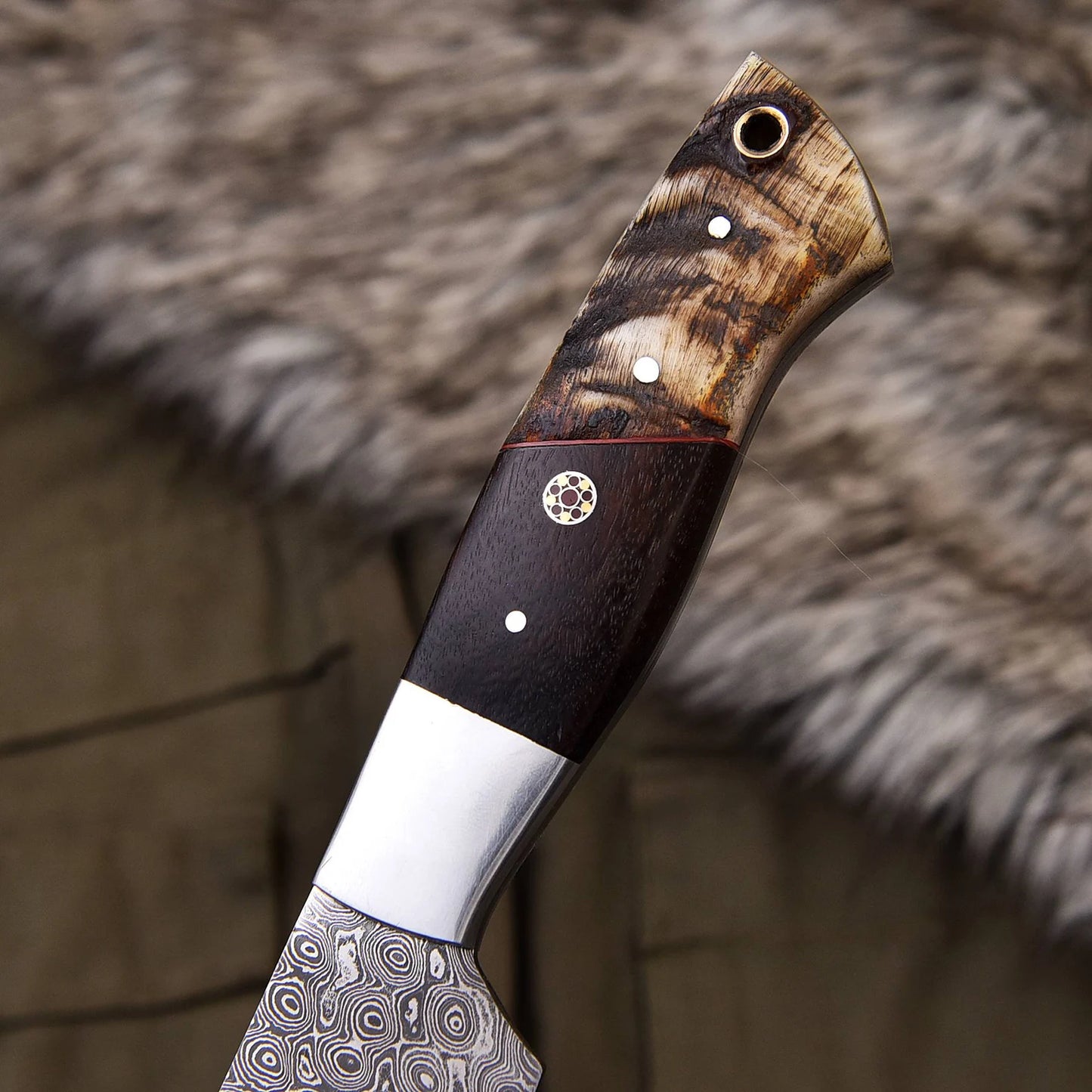 Handmade Fixed Blade Damascus Steel Hunting Skinner Knife With Leather Sheath (Exotic wood And Ram Horn Handle)