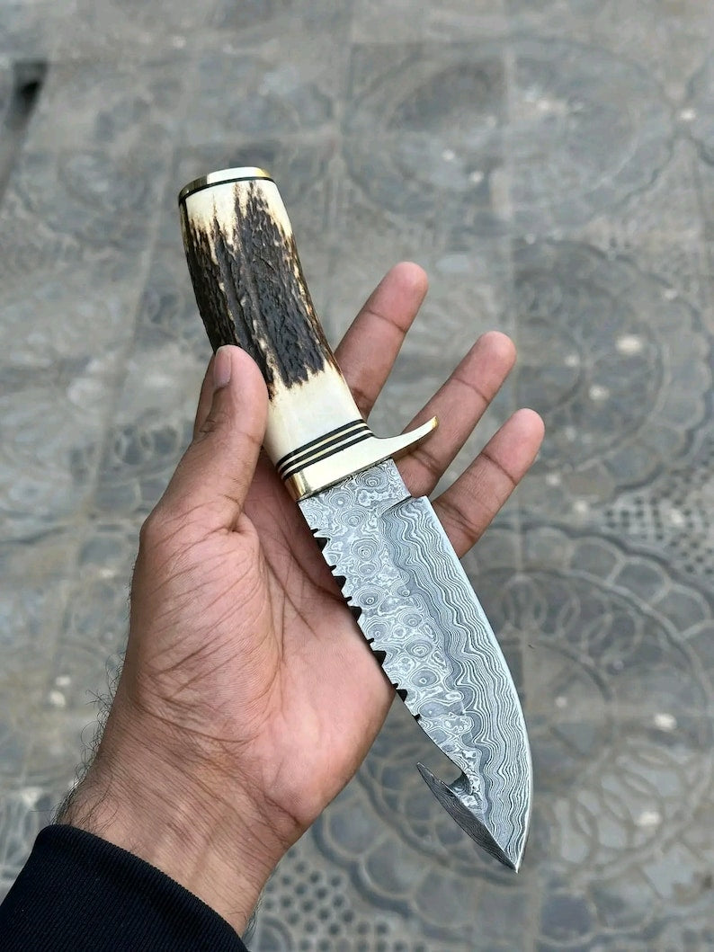 Handforged Beautiful Gut hook skinner knife - Hunting skinning Skinner knife Handmade Damascus steel Gut hook skinner knife -