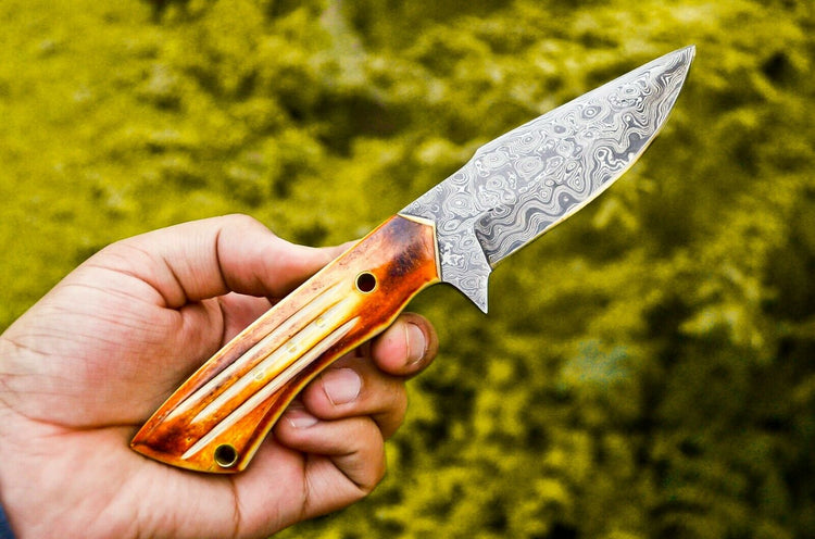 Handmade Damascus Steel Knife - Full Tang Fire pattern Camel bone Handle