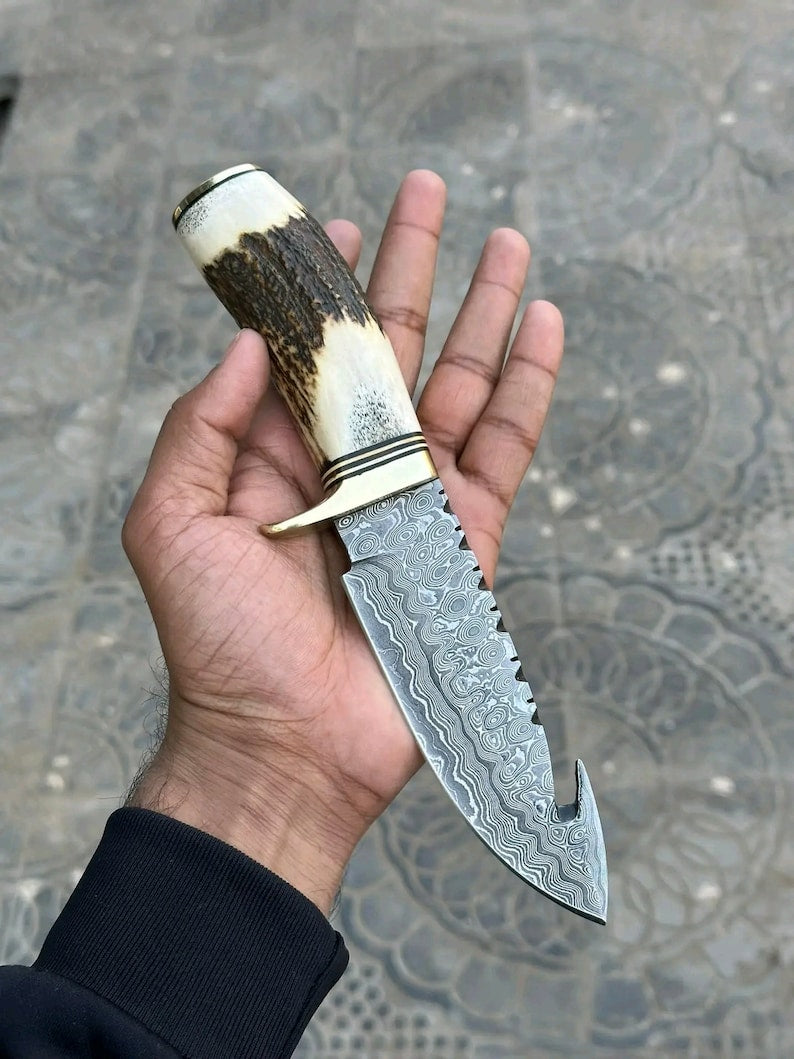 Handforged Beautiful Gut hook skinner knife - Hunting skinning Skinner knife Handmade Damascus steel Gut hook skinner knife -