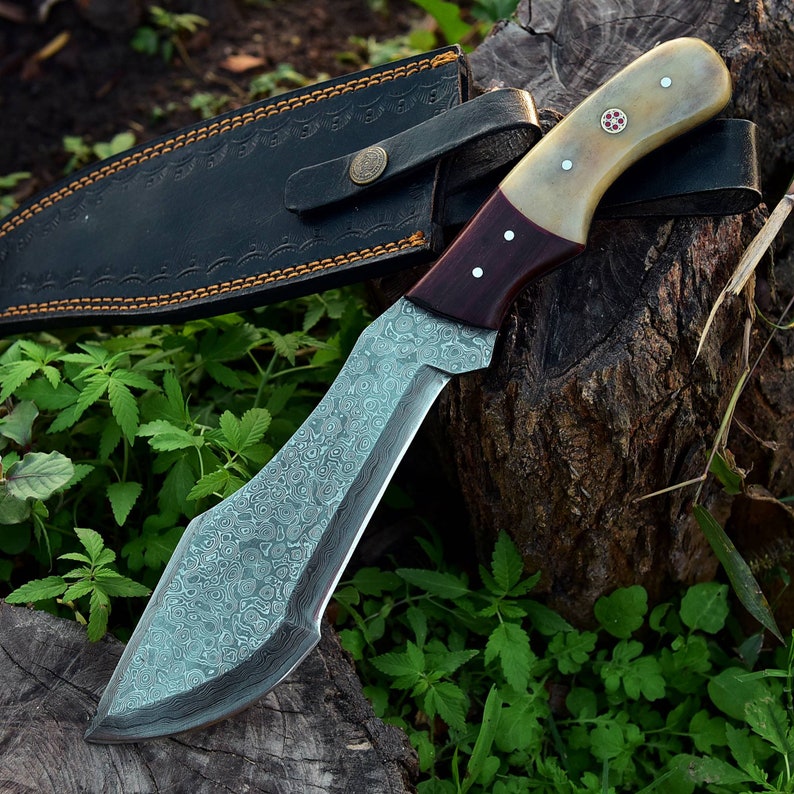 Handmade Damascus Steel Tracker Hunting Knife, Camping Knife, Groomsmen