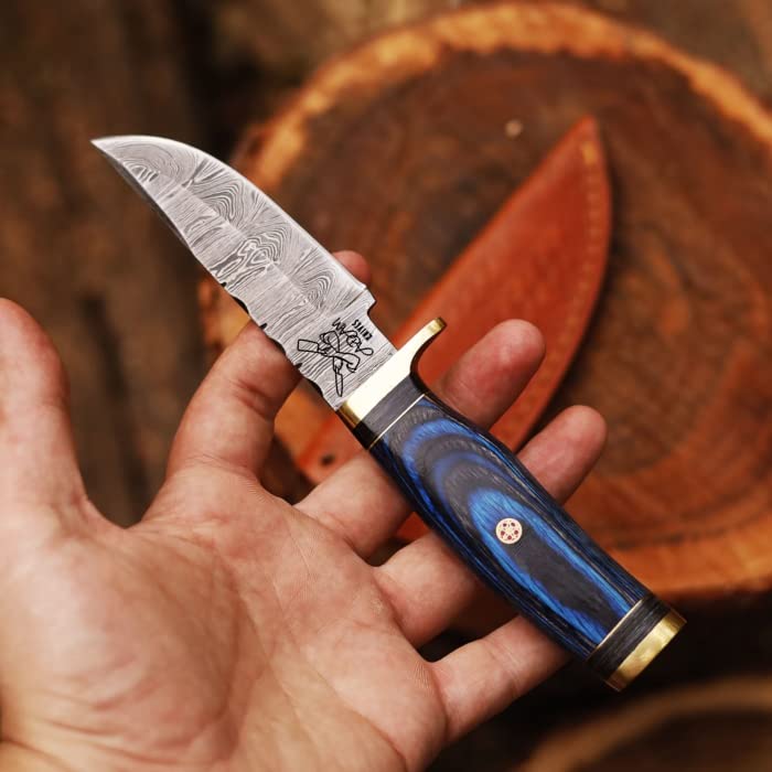 Handmade Damascus Steel Hunting Knife | Skinning Knife | Skinner Knife | 105 Woodsman Fixed Blade Hunting Knife With Leather Sheath | Unique Gift (Blue & Black)